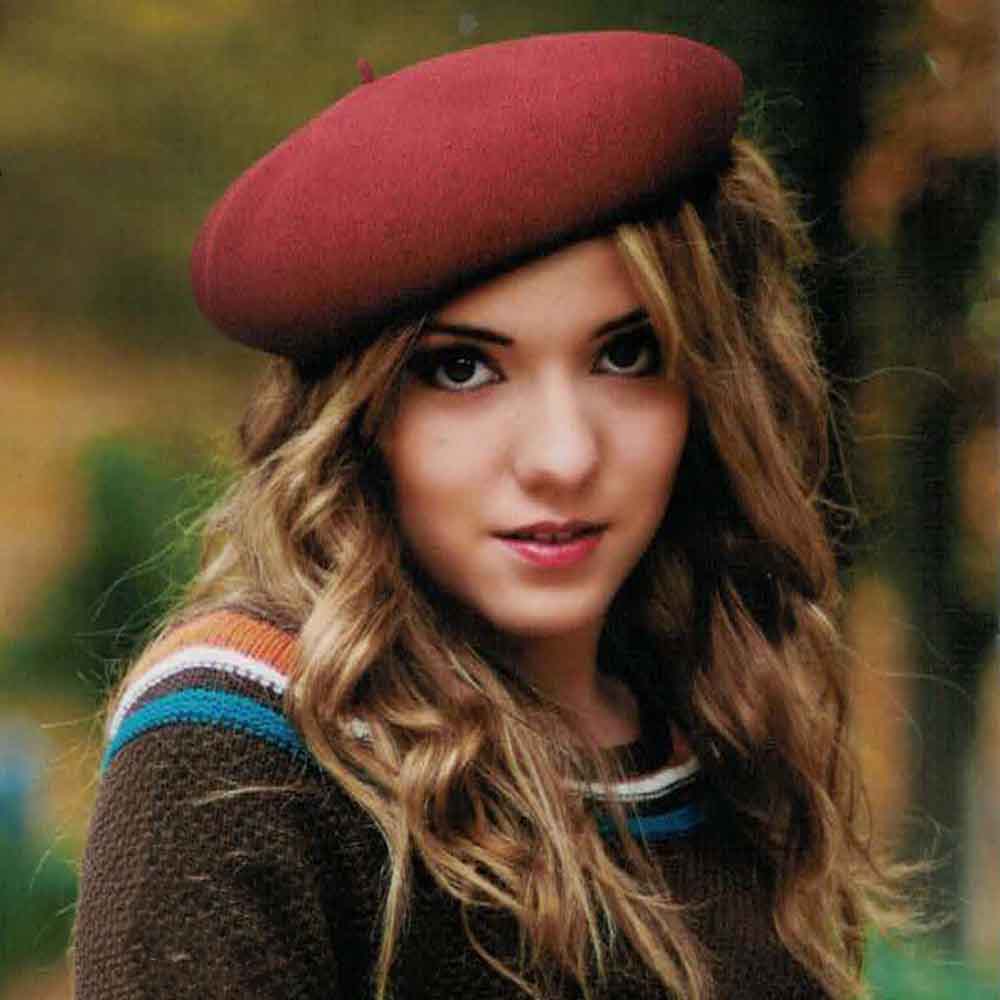 WOMENS BEANIES AND BERETS FOR WINTER. WOMEN WEARING RED BERET HAT